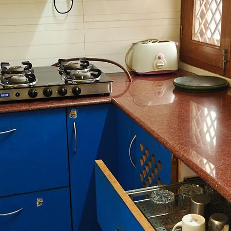 Fully Furnished Ish, Atithya Homestay With Various Amenities And Free Services In Lucknow, India מראה חיצוני תמונה