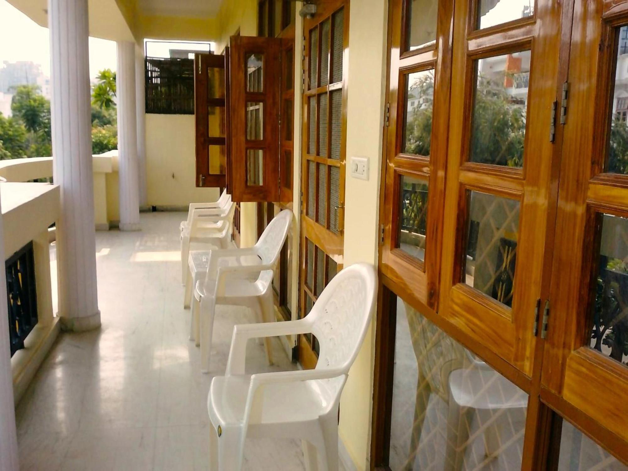 Fully Furnished Ish, Atithya Homestay With Various Amenities And Free Services In Lucknow, India מראה חיצוני תמונה
